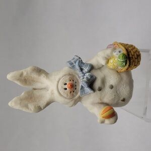 Sarahs Attic Vtg April Easter Bunny Snowonders Figurine